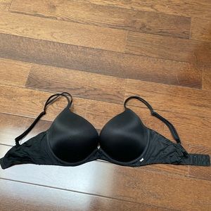 Victoria Secrets Black Very Sex Bra Size 32DDD